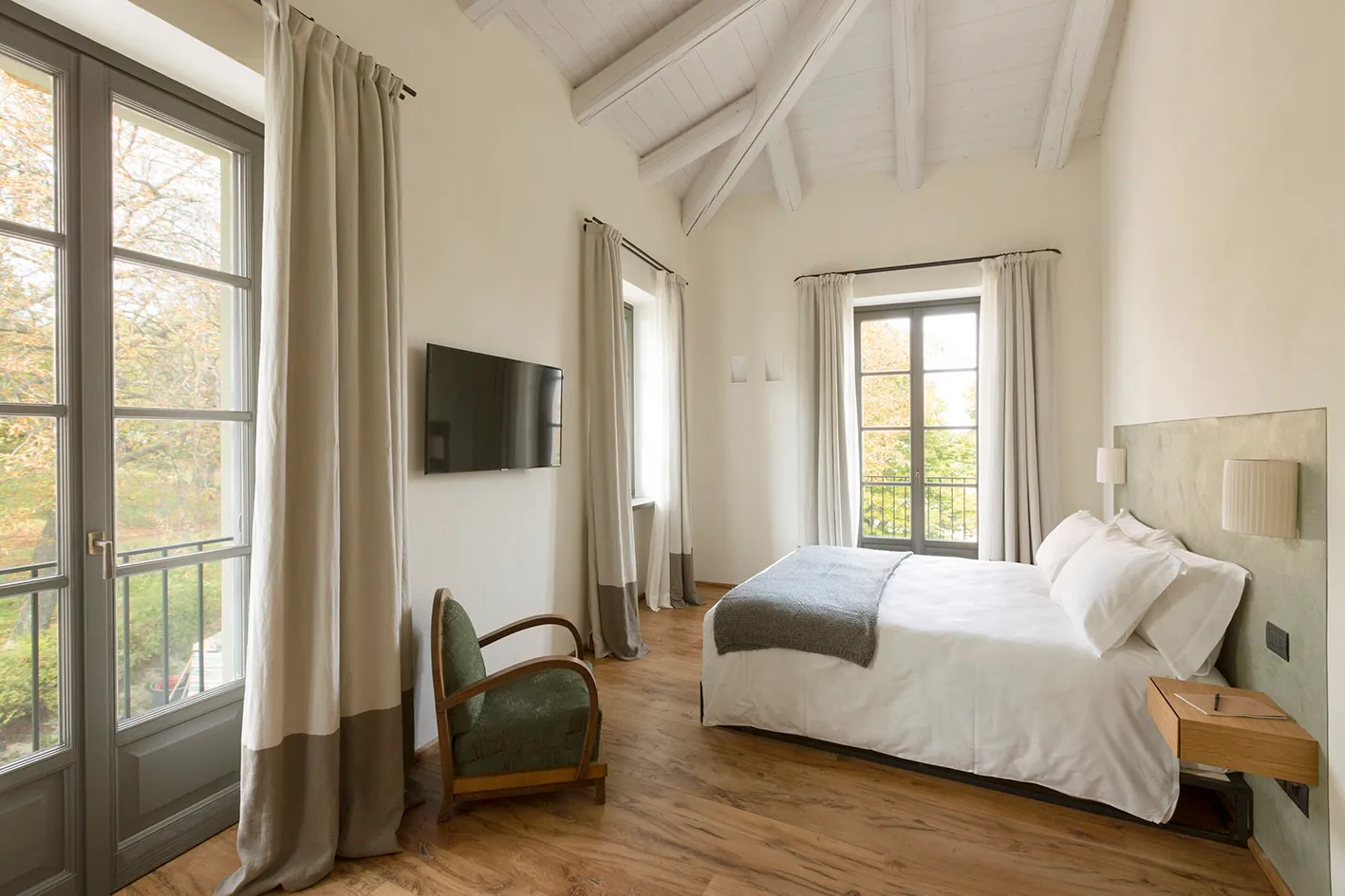 Junior Suite No. 9